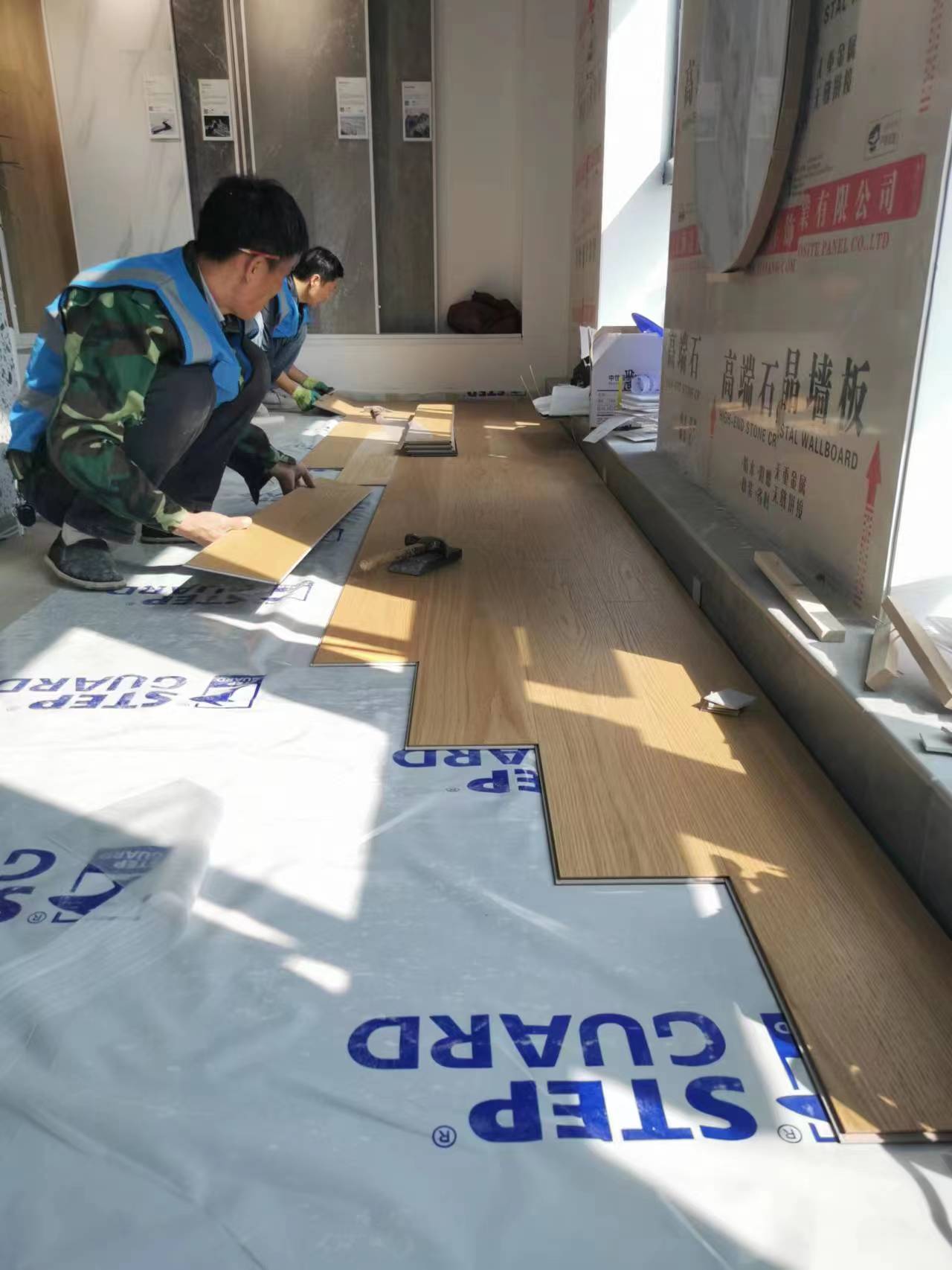 小藍鯨石晶地板安裝步驟規范